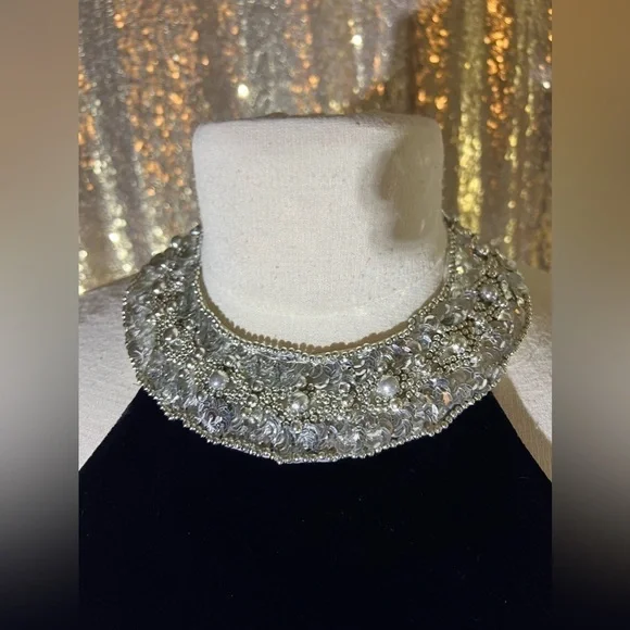 Vintage long velvet dress - Picture 6 of 8